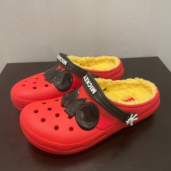 CROCS CLOG DISNEY MICKEY MOUSE SZ 5J RED YELLOW FUZZY LINED KAWAII ICONIC MICKEY - Picture 8 of 16